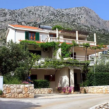 Ivan Dolac 592c Jelsa (Hvar)