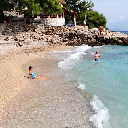 Apartment Ivan Dolac 592c Jelsa (Hvar)